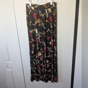 LAURA Women Wide Leg Pants Size 6 Black Red And Gold Colors Stretch Chains Roses